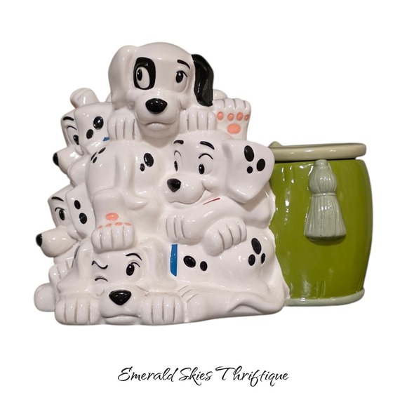 Scentsy x Disney Pile o' Puppies Warmer. Disney: 101 Dalmatians htffree ship